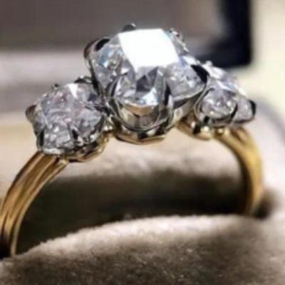 Women's Elegant Square Bezel Setting Ring with -Cut Center Stone & Moissanite-Accented Band