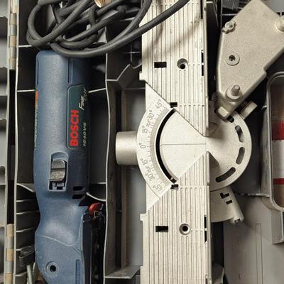 Bosch 1540VS Fine Cut Reciprocating Saw w/ Case