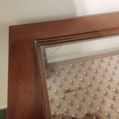 Mahogany Bjouterie Display Table