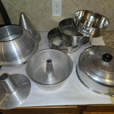 Aluminum cookware