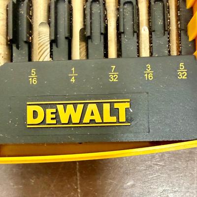 Sale Photo Thumbnail #547: New condition, drill bits are unused.