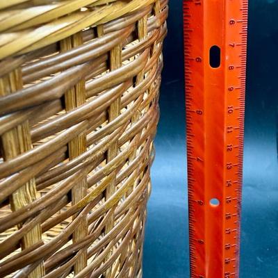 Sale Photo Thumbnail #579: Like-new condition, approx. 11” tall.