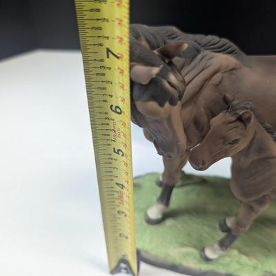 Alfretto Porcelain Collectors Series Foreign Horse Figurine