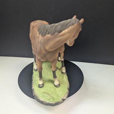 Alfretto Porcelain Collectors Series Foreign Horse Figurine