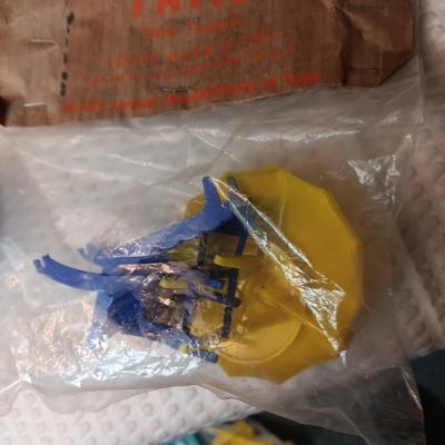 DOLLHOUSE FURNITURE (2)