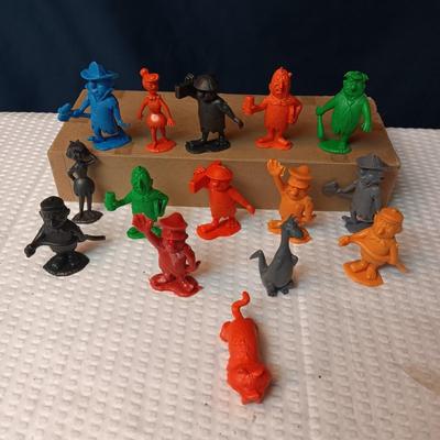 THE FLINTSTONES CHARACTERS