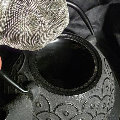 New Old Stock Cast Iron Tetsubin Teapot | Silver-Black Textured Floral Relief | Enamel Interior | Traditional Japanese Design | Pristine...