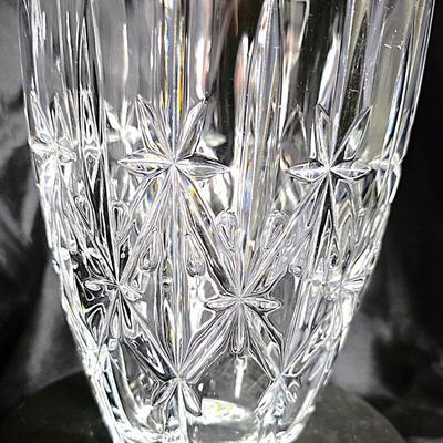 Marquis by Waterford 9.5" Vertical Starburst Cut Crystal Vase – Brilliant Elegance in Glass