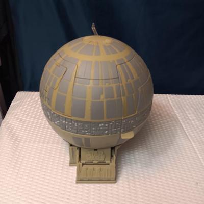 1997 GALOOB TOYS STAR WARS IMPERIAL DEATH STAR TRANSFORMING PLAYSET