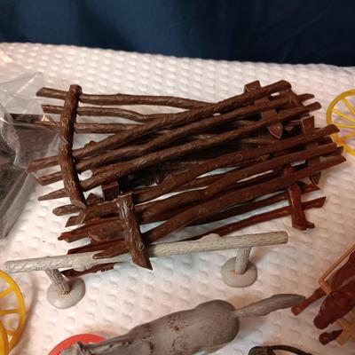 A VARIETY OF WESTERN PLAY FIGURES, CAMP SIGHT AND WAGON