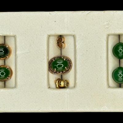 Sale Photo Thumbnail #84: [3.77g] Includes two pairs of earrings, and one single earring. These test 8-9K with the Niton XRF precious metals analyzer. They are believed to be made in China for the British market, and are possibly custom made. [GD]