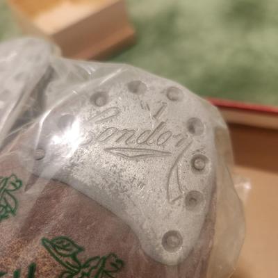 Women's Vintage Tap Shoes Black.