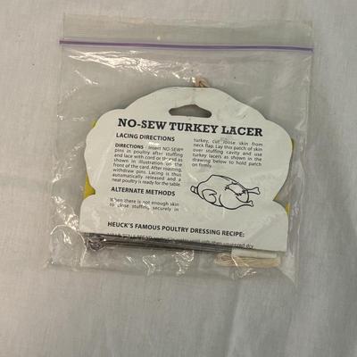 Turkey Roasting Pan, Carving Set, & More... (K-SF)