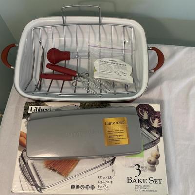 Turkey Roasting Pan, Carving Set, & More... (K-SF)