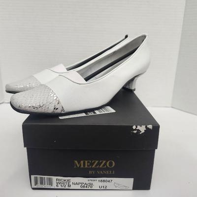 Mezzo by Vaneli Rickie White Nappa Slip On Heels Womens Size 6 1/2 M With Box