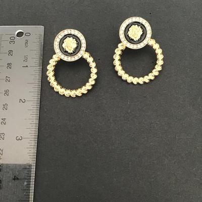 Sale Photo Thumbnail #60: Beautiful Gold Tone Fashion earrings 
Please see attached photos