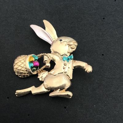 Sale Photo Thumbnail #134: Very cute Easter Bunny brooch 
Please see attached photos