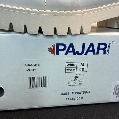 Pajar Women’s Boots Ivory 40