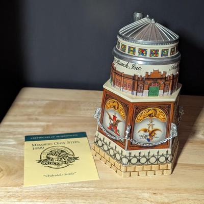 Anheuser-Busch Collectors Club 1999 Members Only Stein World Clydesdale Stable w/ Box