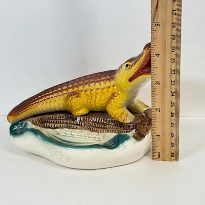 LOT 17: Vintage Japanese Porcelain Dog Ash Trays, Lusterware Pieces & More