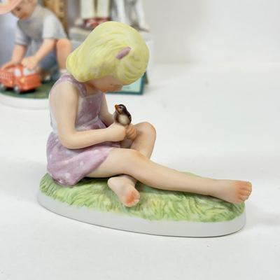 LOT 19: Frances Hook "A Child's World" Porcelain Collectible Figurines w/ Boxes