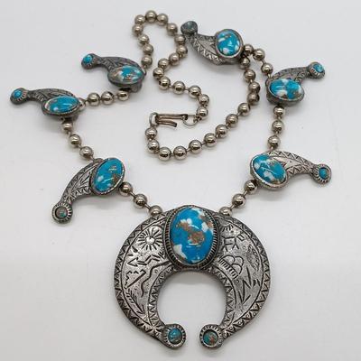 LOT 23: Vintage Native American Style Silver-Tone Squash Blossom Necklace