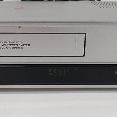 LOT 35: Daewoo DV6T844B DVD Player / Video Cassette Recorder