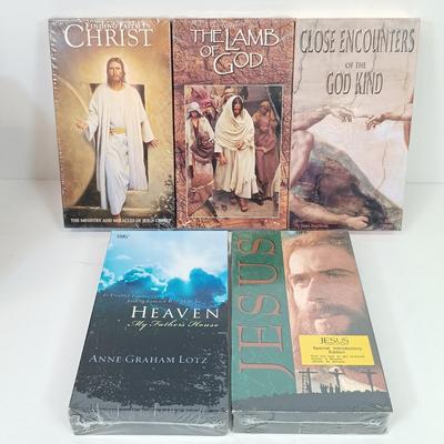 LOT 39: The World of Promise Audio Bible, Inlaid Wood Religious Tray, Fontanini Three Kings Ornaments & More