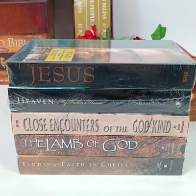 LOT 39: The World of Promise Audio Bible, Inlaid Wood Religious Tray, Fontanini Three Kings Ornaments & More