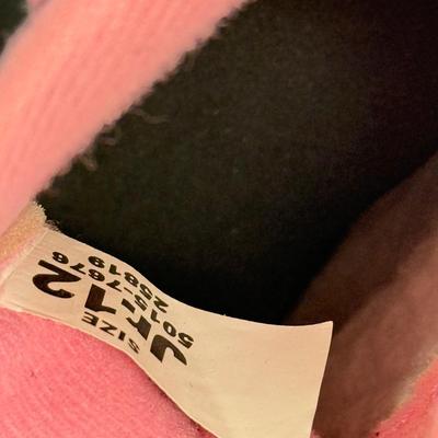 LOT 41: Kids Jr-12 Roller Derby Pink Roller Skates with original box