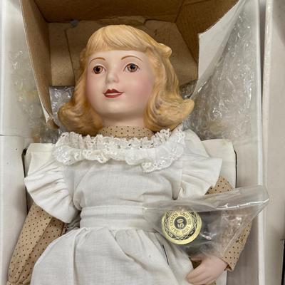 LOT 42: The Country Store Franklin Heirloom Porcelain Dolls: Barley Boy & Sewing Thread Girl