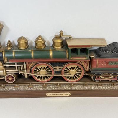 LOT 45: The Philadelphia 1871 Train Wall Decor & Vintage Train Magazines