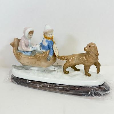 LOT 46: Boxed Porcelain Figurines: Paul Sebastian Collection, Hummel Club & More