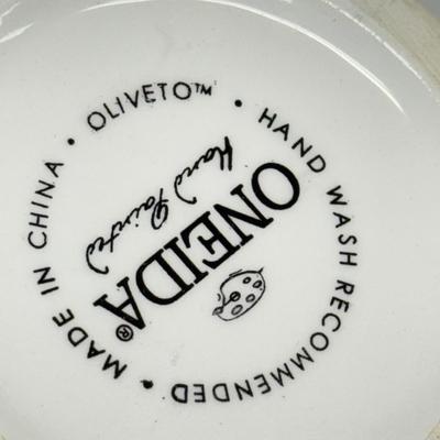 LOT 50: Linea Classe 12pc Coffee Cup Set in Box & NIP Oneida Oliveto Sugar Bowl & Creamer Set