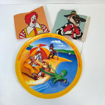 LOT 51: Kai Da Chinese Barbie Copy Dolls, Tune Squad Bugs & Lola and More