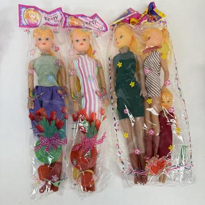 LOT 51: Kai Da Chinese Barbie Copy Dolls, Tune Squad Bugs & Lola and More