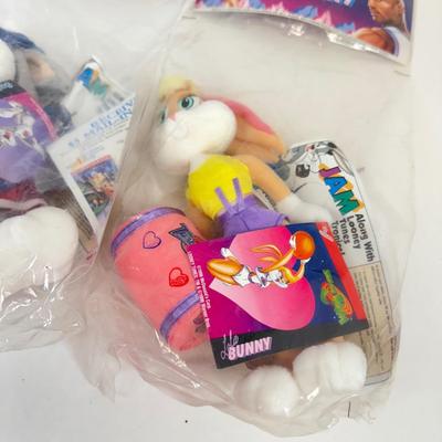 LOT 51: Kai Da Chinese Barbie Copy Dolls, Tune Squad Bugs & Lola and More