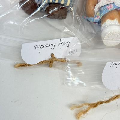 LOT 52: Doll Collection: Madame Alexander, Real Teen 14", Shelf Sitters & More