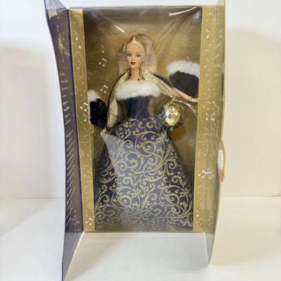 LOT 53: NRFB Barbie Dolls: Make a Valentine, Holiday Traditions & Ring in the New Year