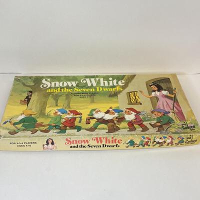 LOT 56: Collection of Games & Ravensberger Puzzle w/ Stow & Go Mat