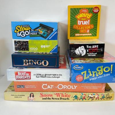 LOT 56: Collection of Games & Ravensberger Puzzle w/ Stow & Go Mat