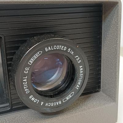 LOT 65: Bausch & Lomb Balomatic 655 Slide Projector with Leather Case