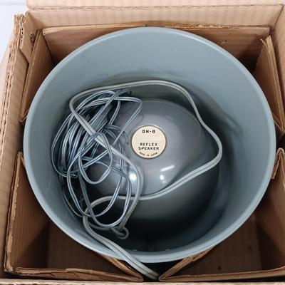 LOT 66: Calrad DH-8 Reflex Speaker