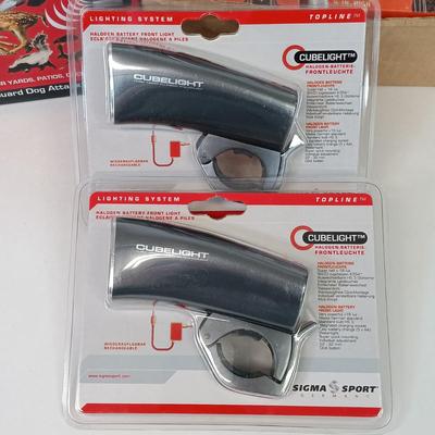 LOT 70: Collection of NIP and Vintage Home Items