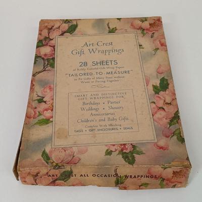 LOT 70: Collection of NIP and Vintage Home Items