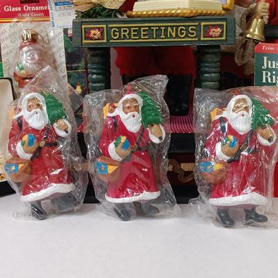 LOT 72: Vintage Christmas Collection