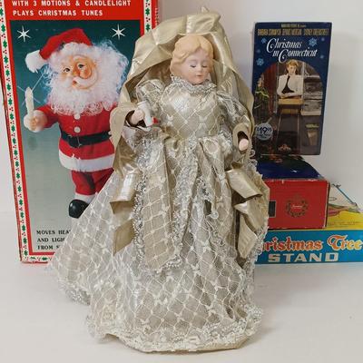 LOT 72: Vintage Christmas Collection
