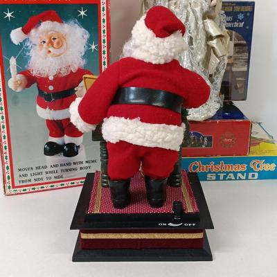 LOT 72: Vintage Christmas Collection