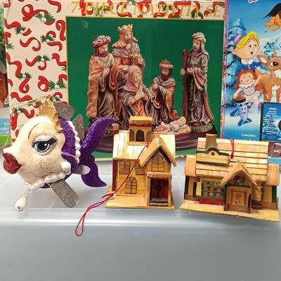 LOT 73: Grandeur Noel 2002 Fabric Santa & Friends with Large Ornament Collection & More