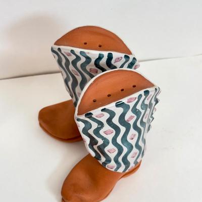 LOT 83: Jim Shore Grumpy Cat Figurine, Southwest Salt & Pepper Shakers, Bear Coin Bank & Mini Train on Horseshoe